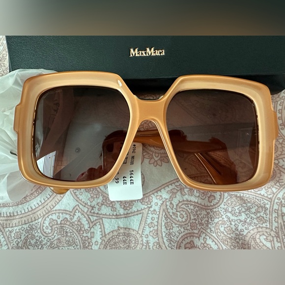 MAXMARA 56MM Square Sunglasses NWT - Picture 4 of 7